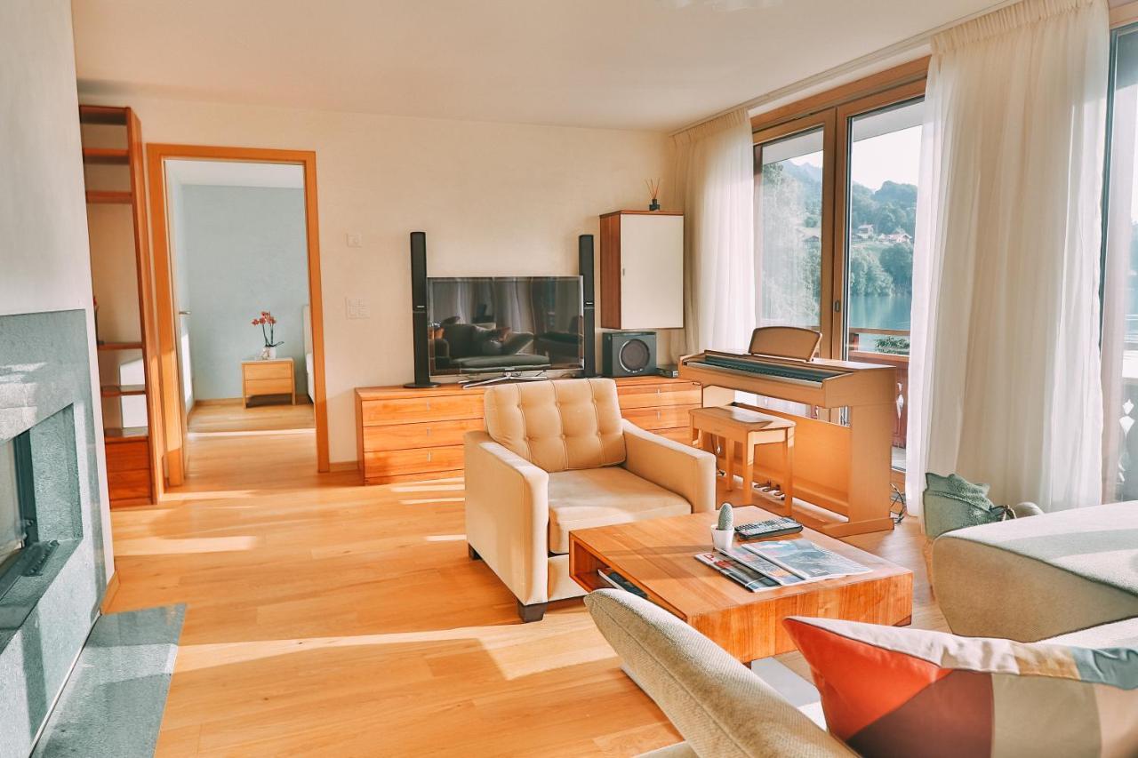 Seehaus Lake View 3-Bedroom Apartment Iseltwald ภายนอก รูปภาพ